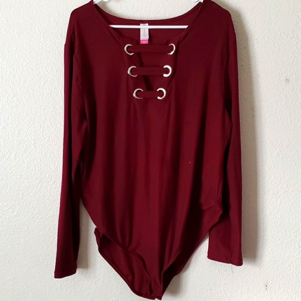 Xhilaration Bodysuit w/Grommets & Fabric Detail